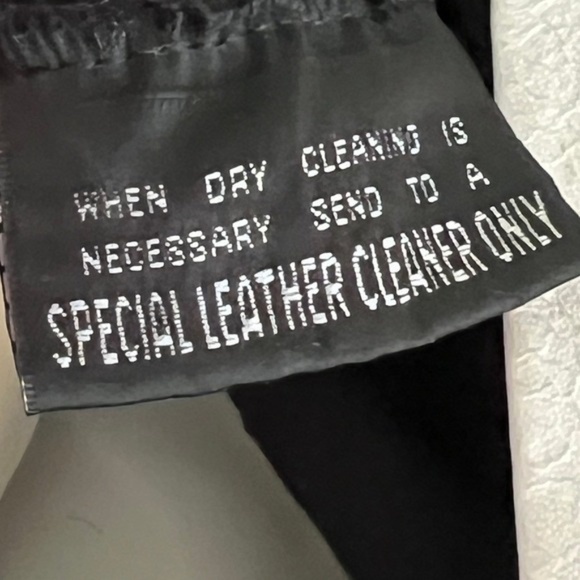 Wilsons Leather Two Tone Black White Mini Dress XS Genuine Leather Halter Cutout - Picture 4 of 9